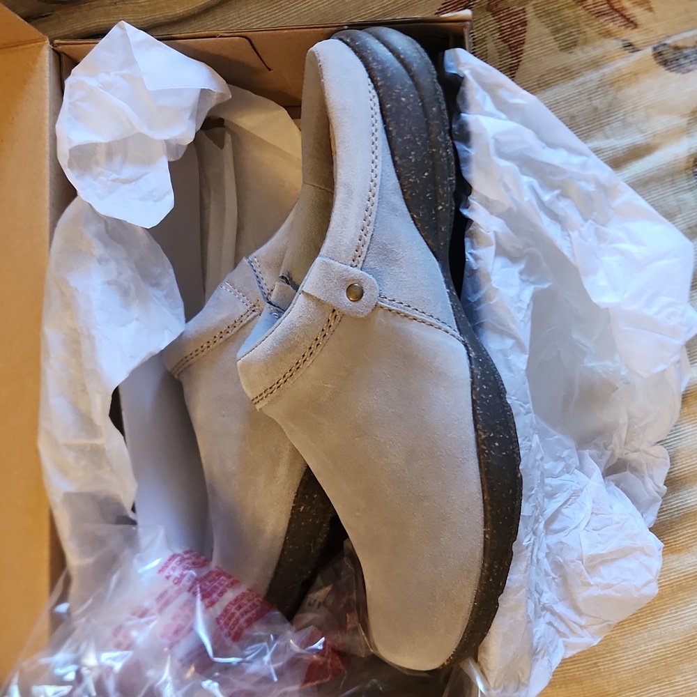 Clarks Clog - Picture 4 of 7